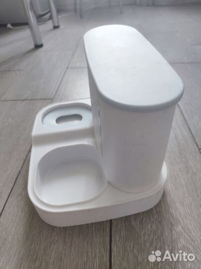 Кормушка для кошек