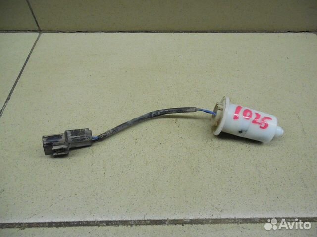 Датчик уровня в бачок омывателя Santa Fe (CM) 2006