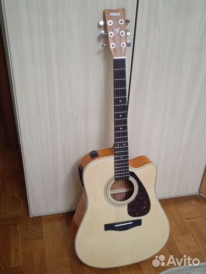 Электроакустическая Yamaha FX370c