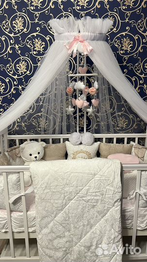 Балдахин и держатель на детскую кроватку