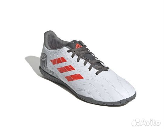 Футзалки новые Adidas оригинал Rus 40.5