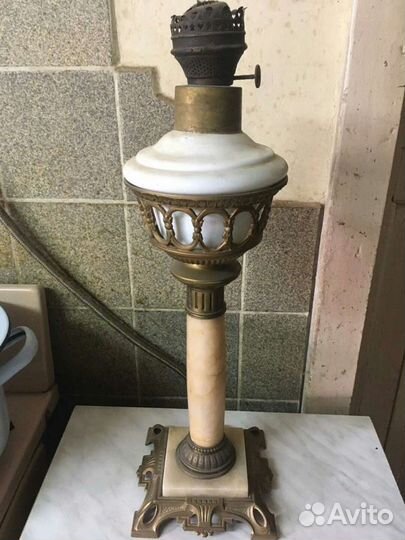 Керосиновая лампа