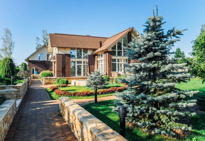 Коттедж 194,7 м² на участке 12,4 сот.