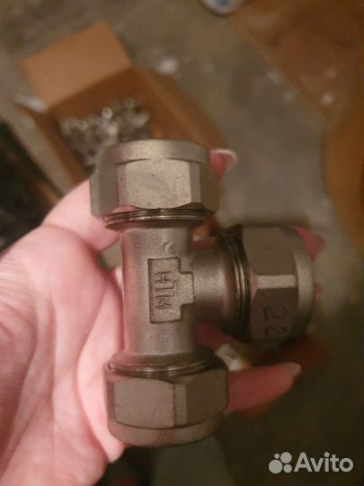 Продам фитинги