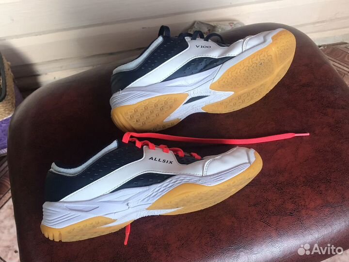 Кроссовки подростковые воллейбольные