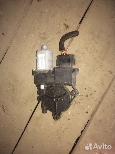 Мотор стеклоподъемников Kia Sorento хм 2011