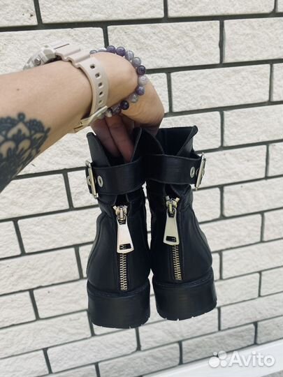 Ботинки Zara 40 размер натуральная кожа