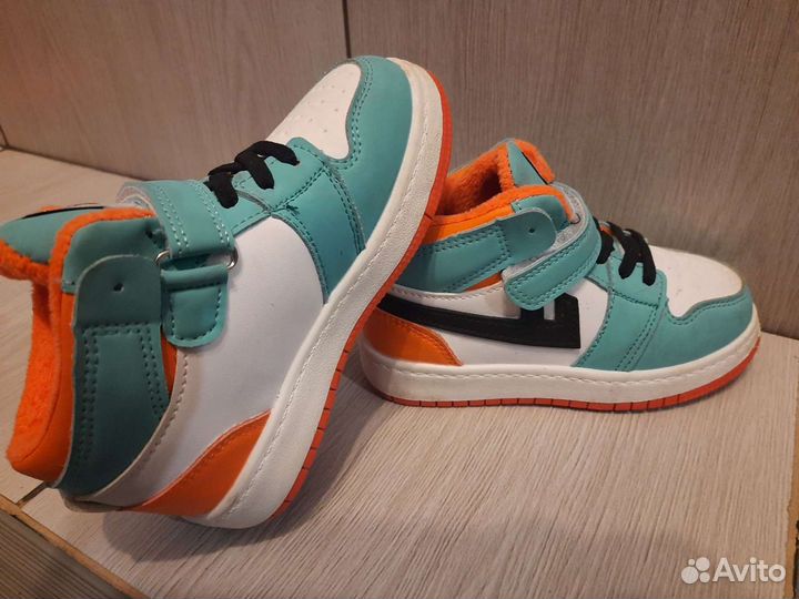 Кроссовки ботинки