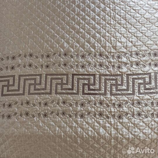 Покрывало 2,40х2,55+наволочки