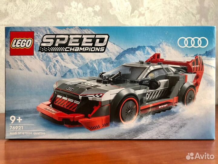 Lego 76921 Гоночный автомобиль Audi S1 e-tron