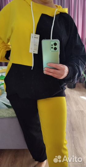 Спортивный костюм женский новый 48