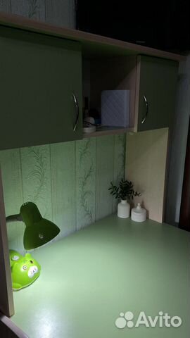 Школьный уголок со шкафом-пенал