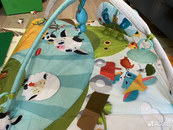 Развивающий коврик tiny love