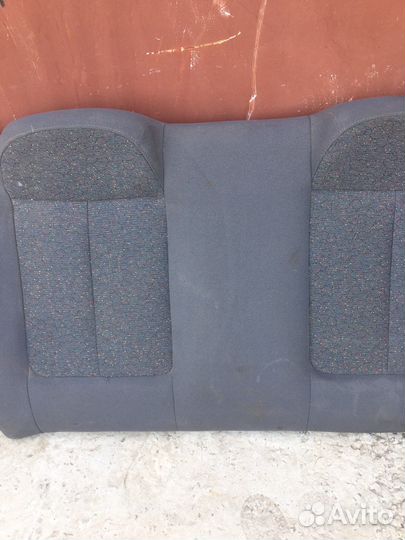 Спинка заднего сиденья Hyundai Accent