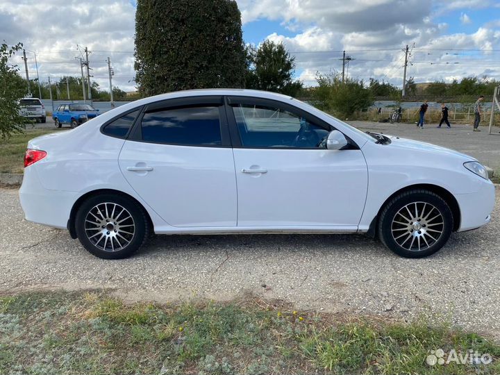 Hyundai Elantra 1.6 AT, 2009, 180 000 км