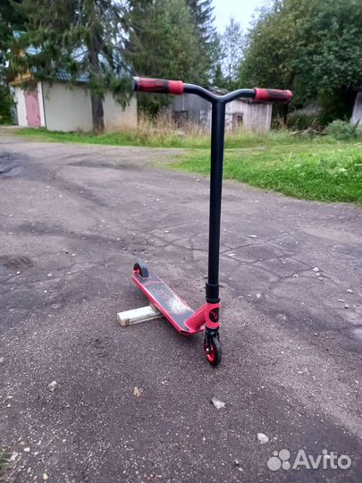 Трюковой самокат