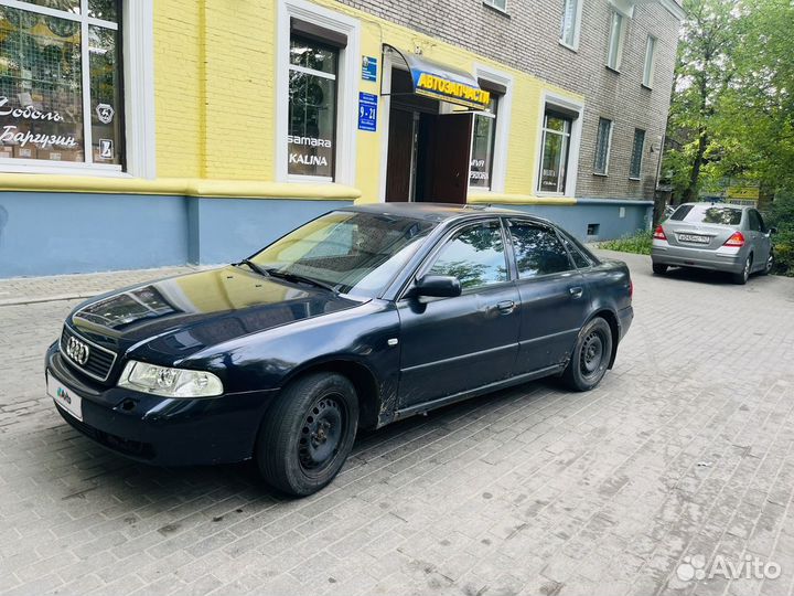 Audi A4 1.8 МТ, 1998, 373 857 км