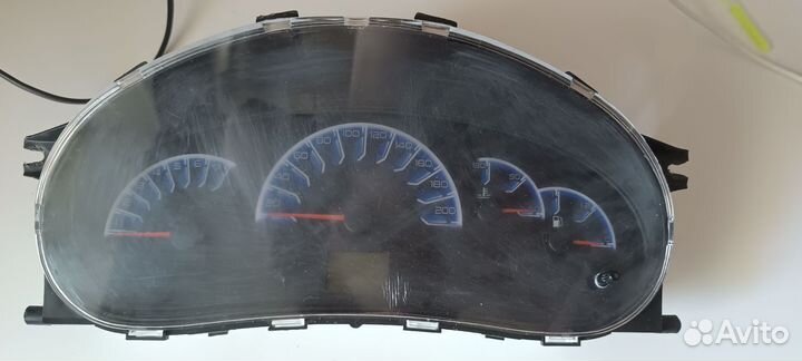 Щиток приборов priora 1