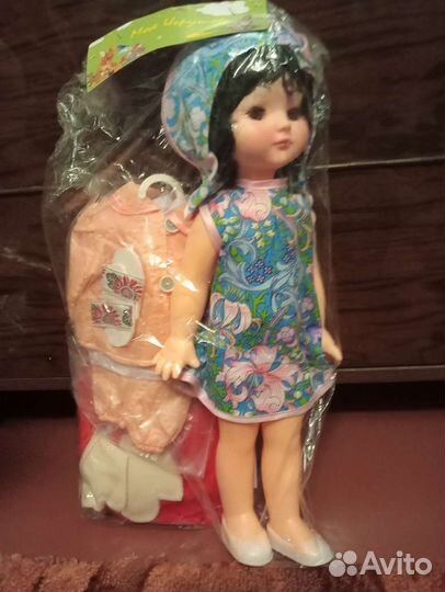 Кукла большая