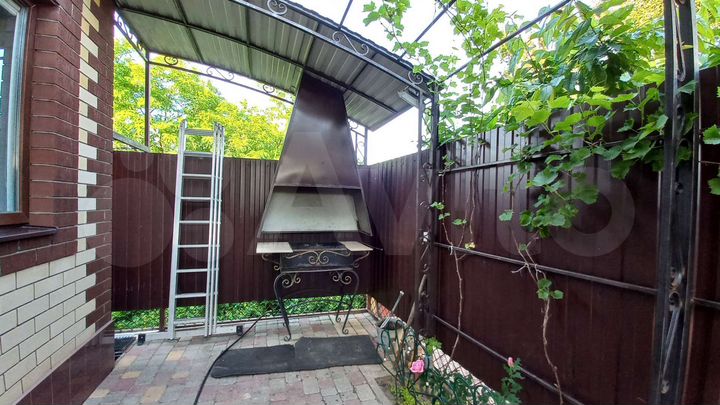 Дом 30 м² на участке 6 сот.