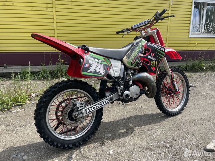 Хонда CR125R