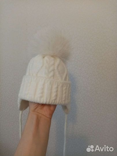 Зимняя шапка для новорожденного