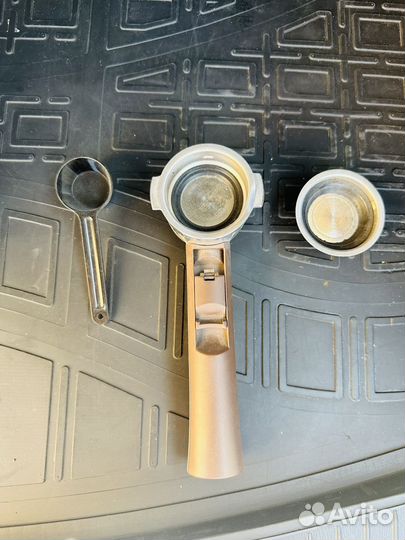 Кофеварка delonghi