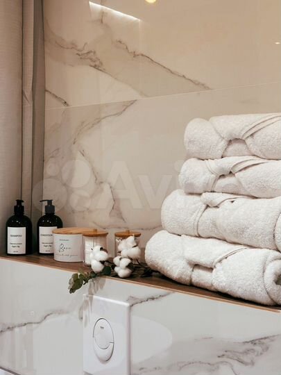 2-к. квартира, 52 м², 1/12 эт.