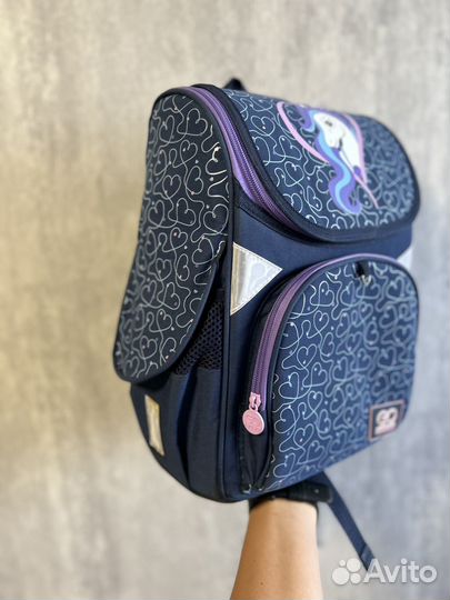 Портфель школьный анотомический