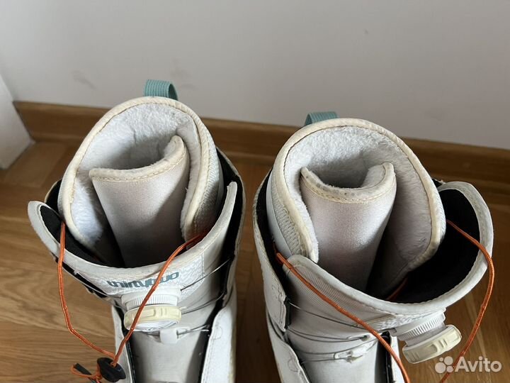 Сноубордические ботинки женские boa