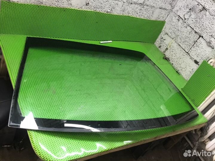 Лобовое стекло на Ниссан Альмера Класси