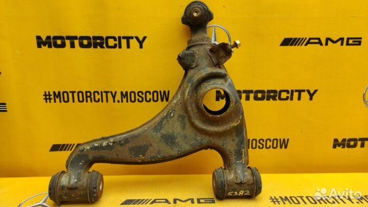 Рычаг передний левый Mercedes-Benz W124 M119.974