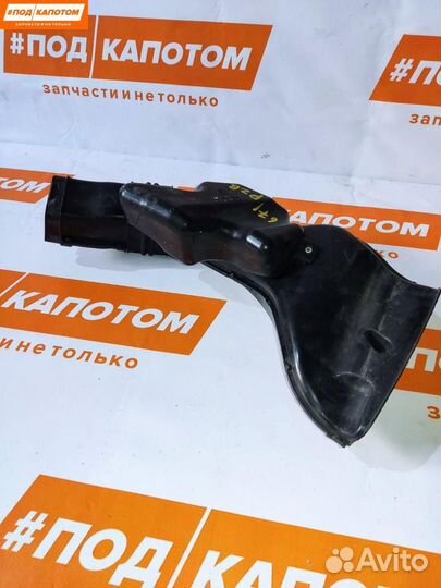 Воздухозаборник Mitsubishi Outlander 2 2007