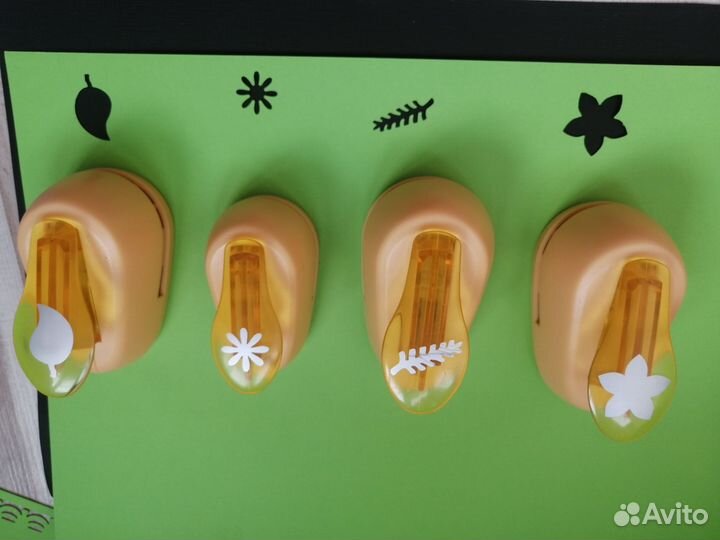 Скрапбукинг. Фигурные дыроколы