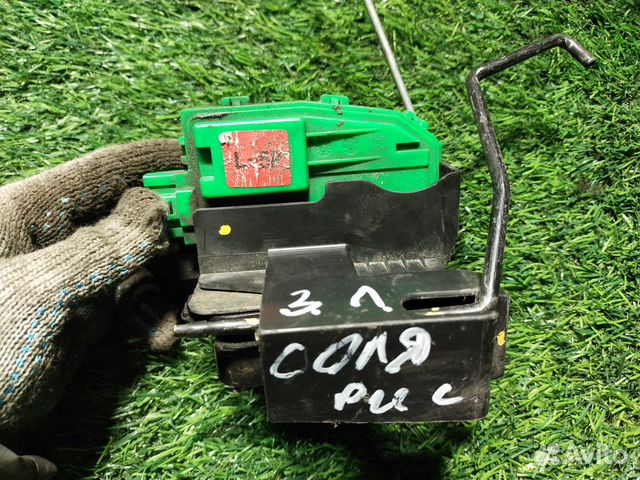 Замок двери задней левой Hyundai Solaris