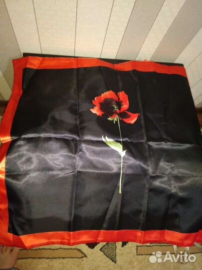 Шёлковое постельное белье красного+черный новое