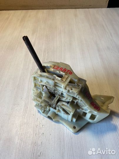 Кулиса кпп Kia Cerato 2