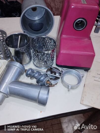 Электрическая мясорубка