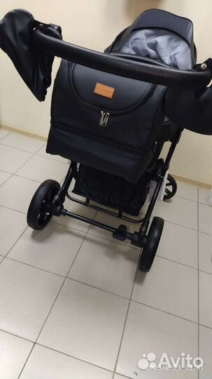 Новая коляска 2 в 1 Luxmom 608-2(черный)