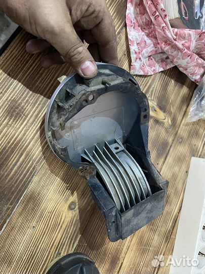 Лючок бензобака додж караван