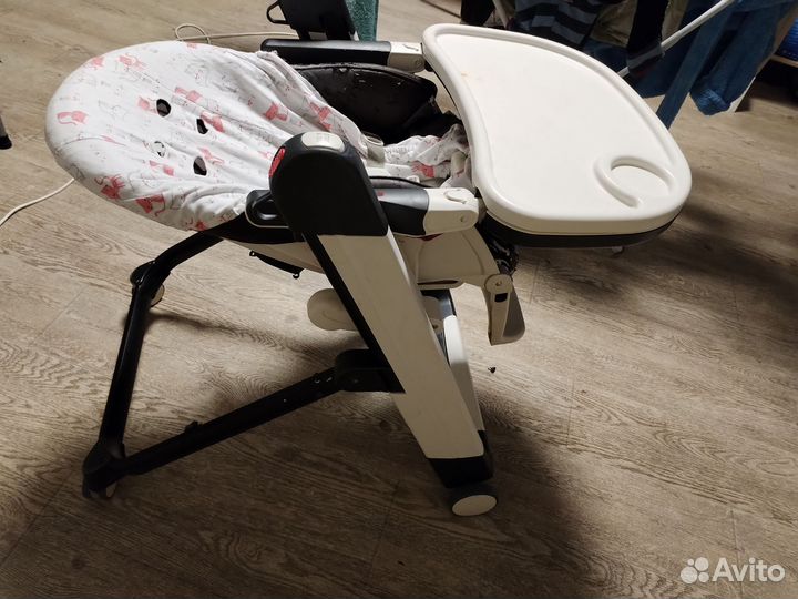 Стульчик для кормления peg perego