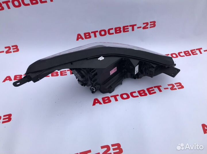 Kia Sportage 16- Фара левая Галоген 0317
