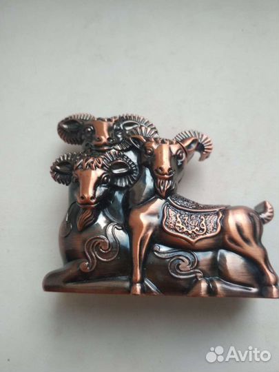 Зажигалка новая