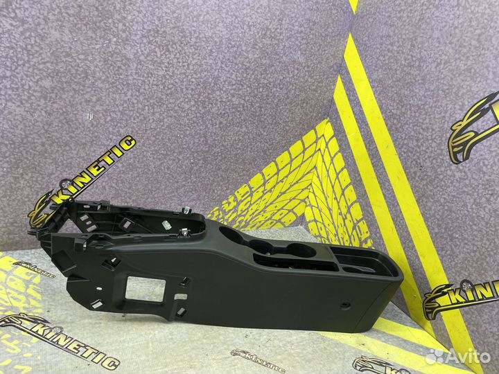 Консоль нижняя Тоннель Опель Астра Astra J