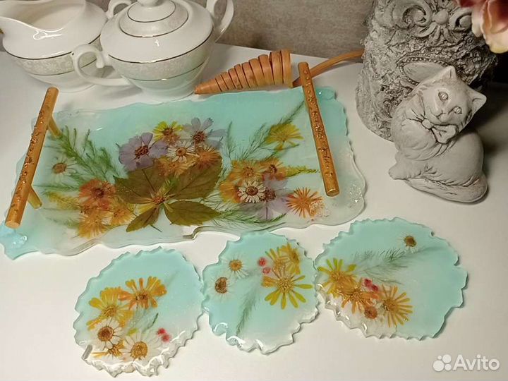 Поднос с подстаканниками из эпоксидной смолы