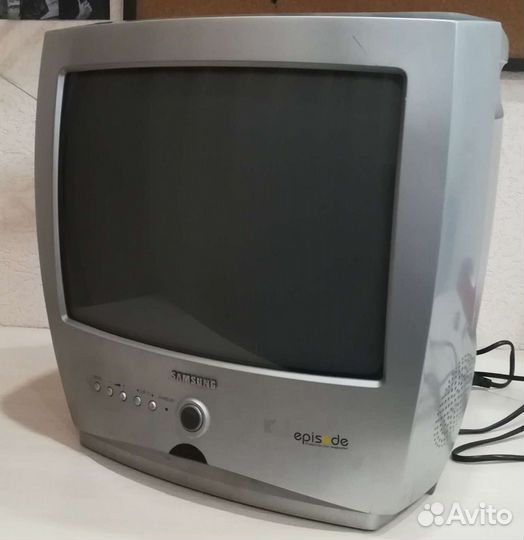 Телевизор samsung