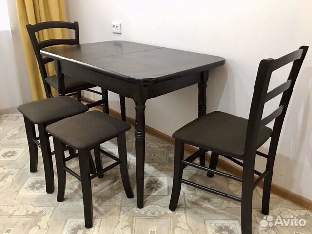 Стол со стульями б.у. Столы и стулья для кухни Улан-Удэ. Авито стол кухонный. Авито столы и стулья. Купить стулья улан