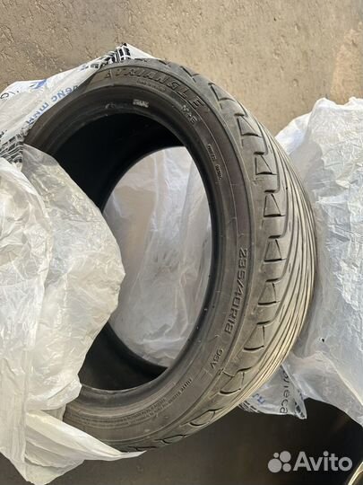 Triangle TR968 235/40 R18 R