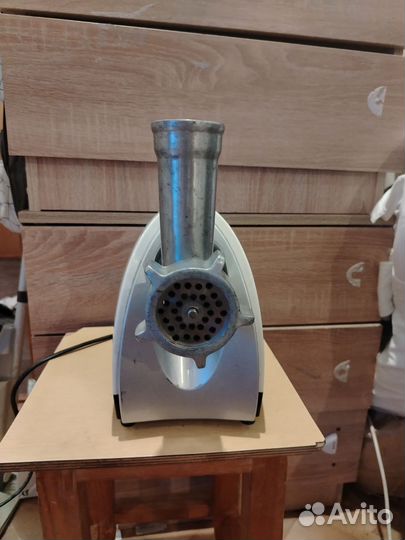 Мясорубка Rolsen MG-1508MR