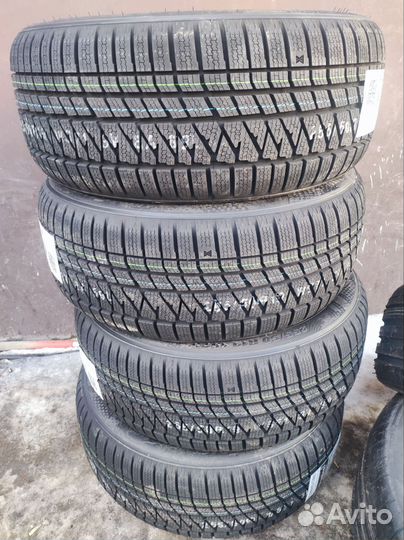 Kumho WinterCraft WS71 255/45 R20 105V